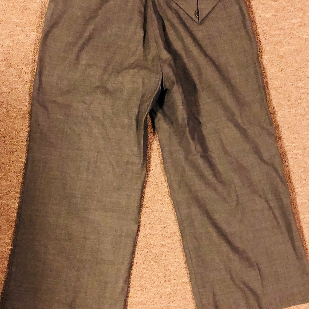 BCBG Max Azria cropped pants